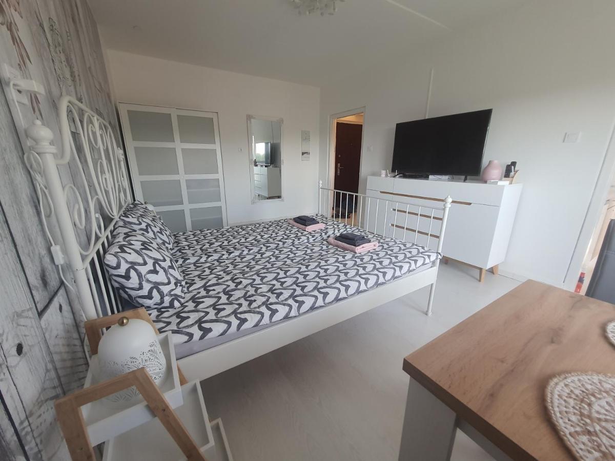 Hegyalja Apartman Miskolc Eksteriør bilde