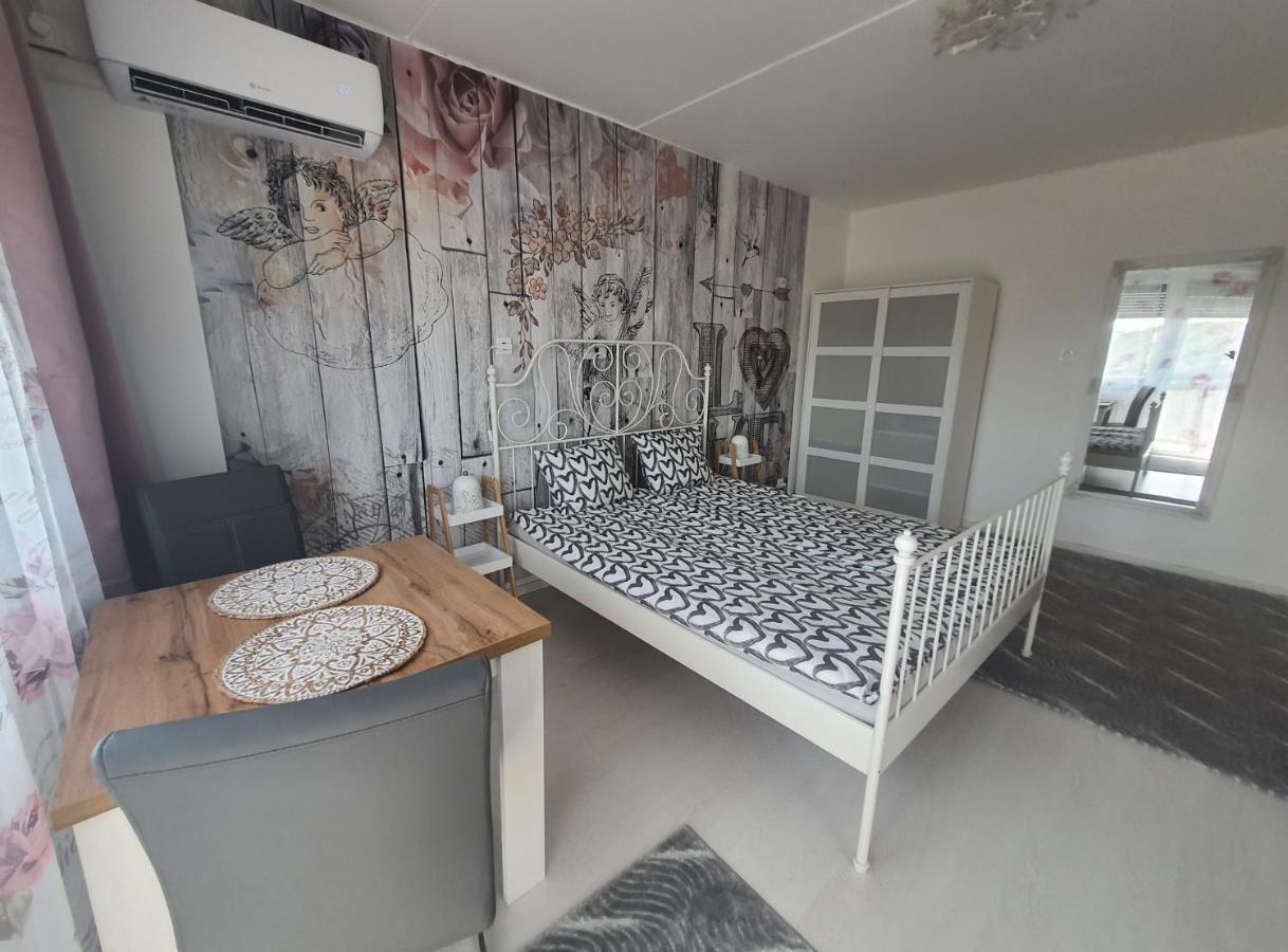 Hegyalja Apartman Miskolc Eksteriør bilde